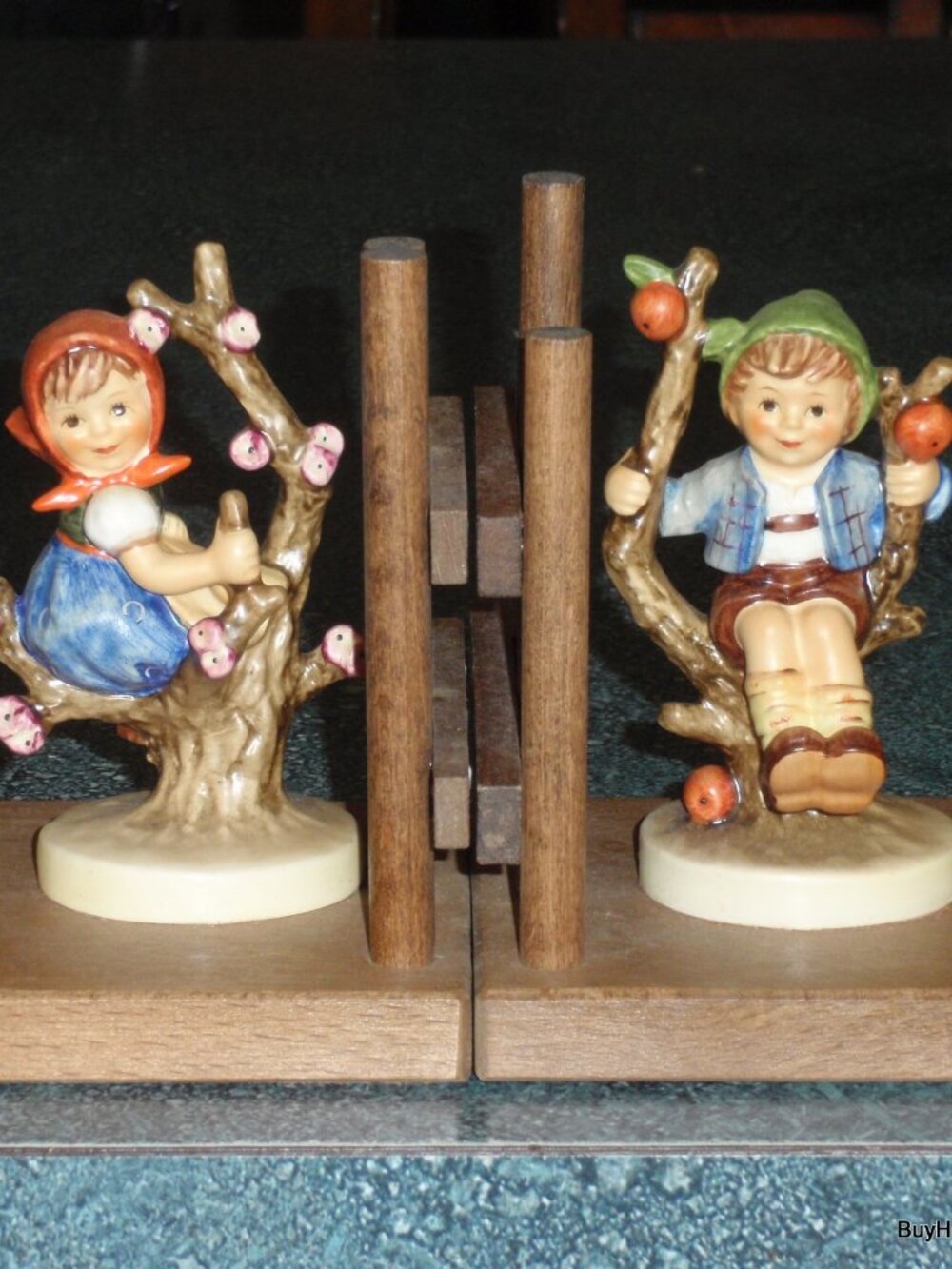 "Apple Tree Girl & Apple Tree Boy" Goebel Hummel Bookends #252/A & #252/B RARE!
